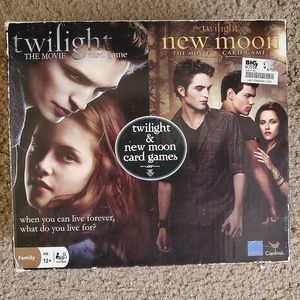 TWILIGHT AND NEW MOON CARD GAME